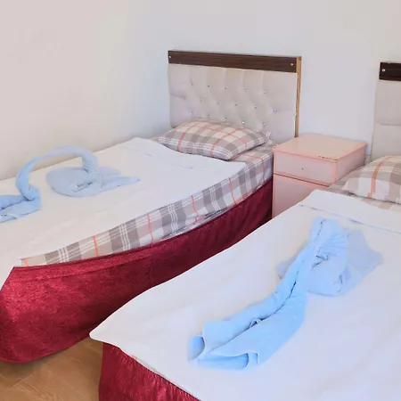 Hotelli Hisar *
